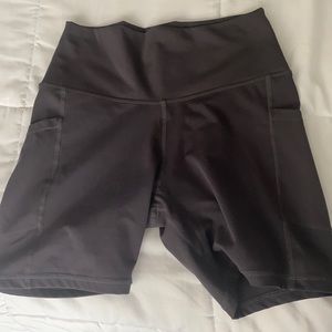High waist yoga shorts
